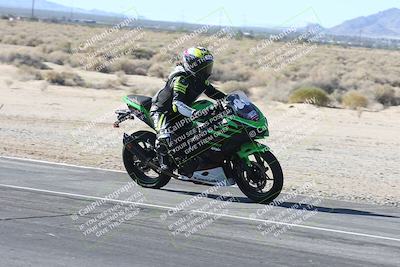 media/Dec-01-2025-Moto Forza (Mon) [[2daa91e15f]]/3-Beginner Group/Session 3 (Turn 16 Inside)/